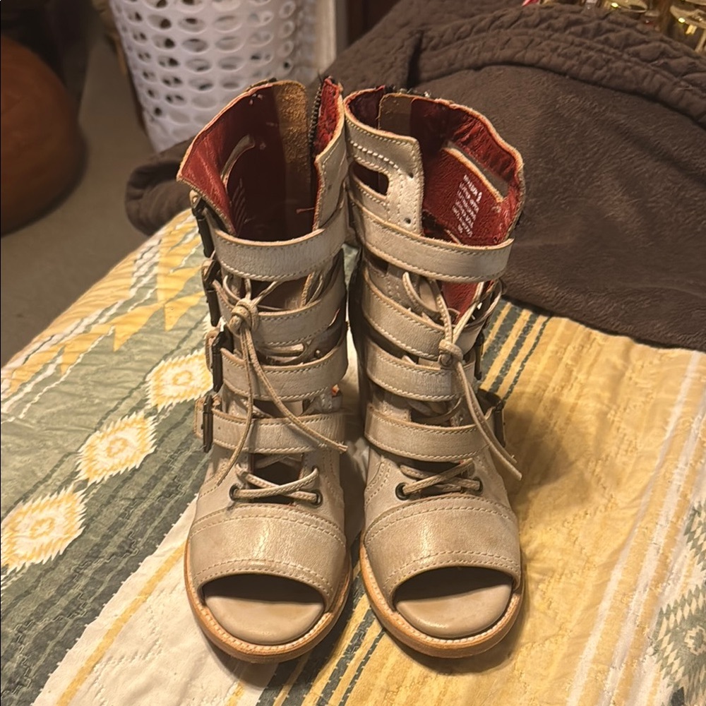 Freebird Braeden booties 9